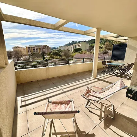 Spacious 3-room With Large Terrace