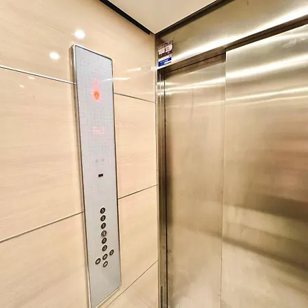 Spacious 3-room With Large Terrace Toga