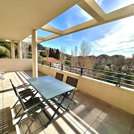 Appartement Spacious 3-room With Large Terrace Toga