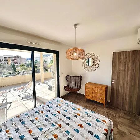 Spacious 3-room With Large Terrace *